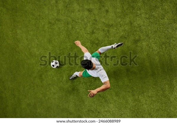 荷兰女国脚罗尔德公开谈论与女友恋情，两人曾因亲密照片受批评